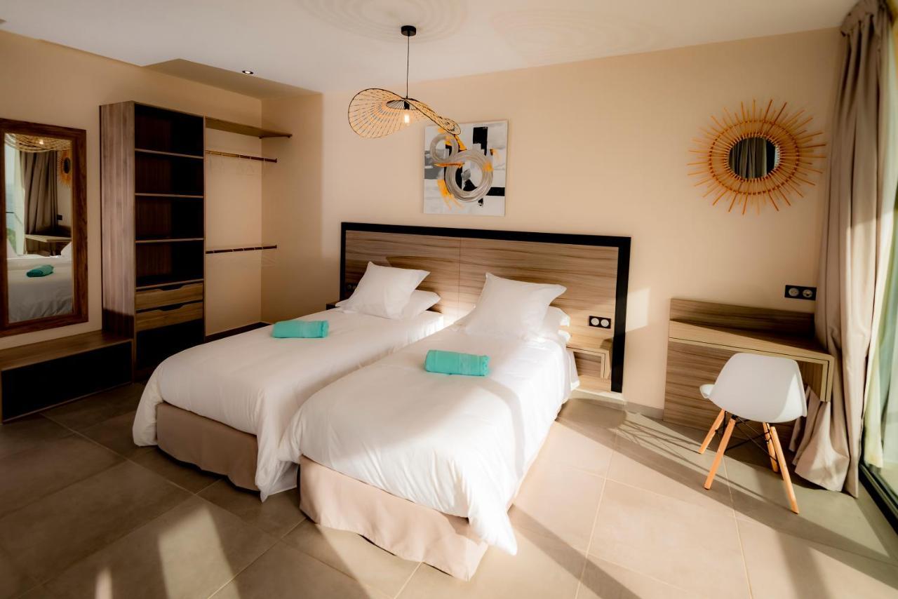 Villa Lembah Giri Villas 5***** Bouillante Bagian luar foto