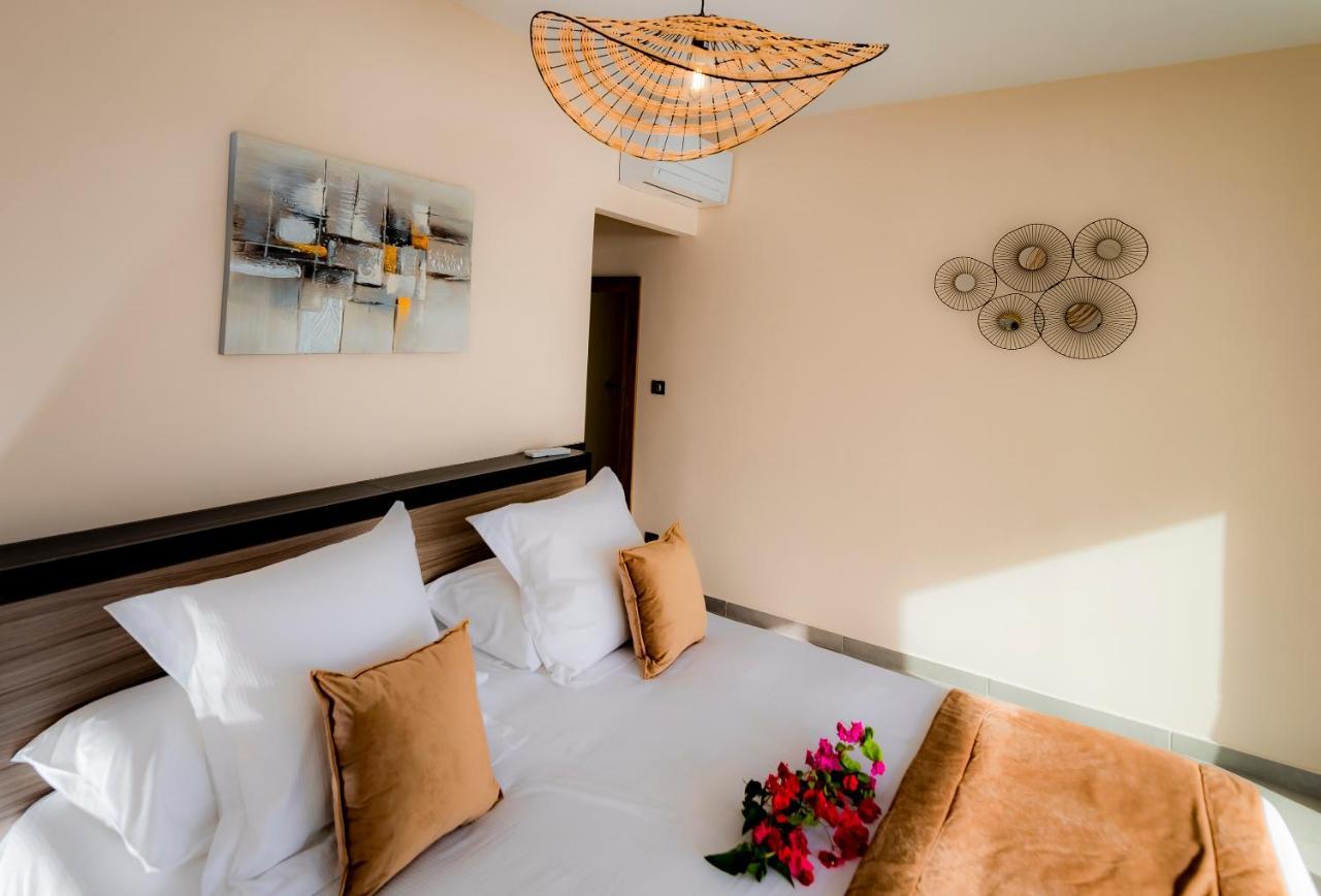 Villa Lembah Giri Villas 5***** Bouillante Bagian luar foto