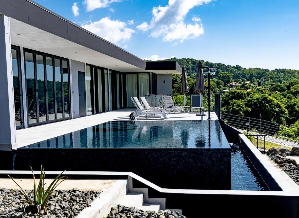 Villa Lembah Giri Villas 5***** Bouillante Bagian luar foto